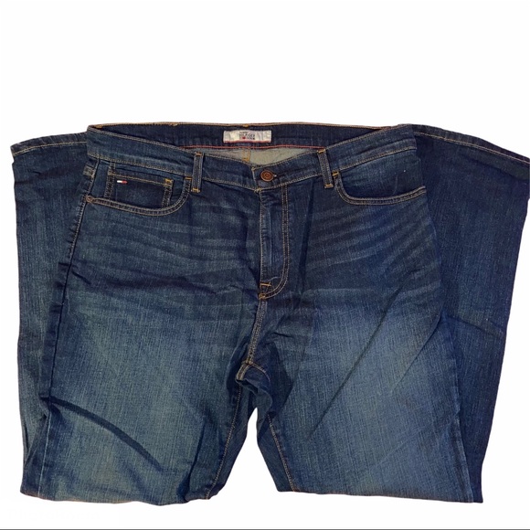 Tommy Hilfiger Jeans - Picture 2 of 5